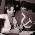 signing_the_russian_deal